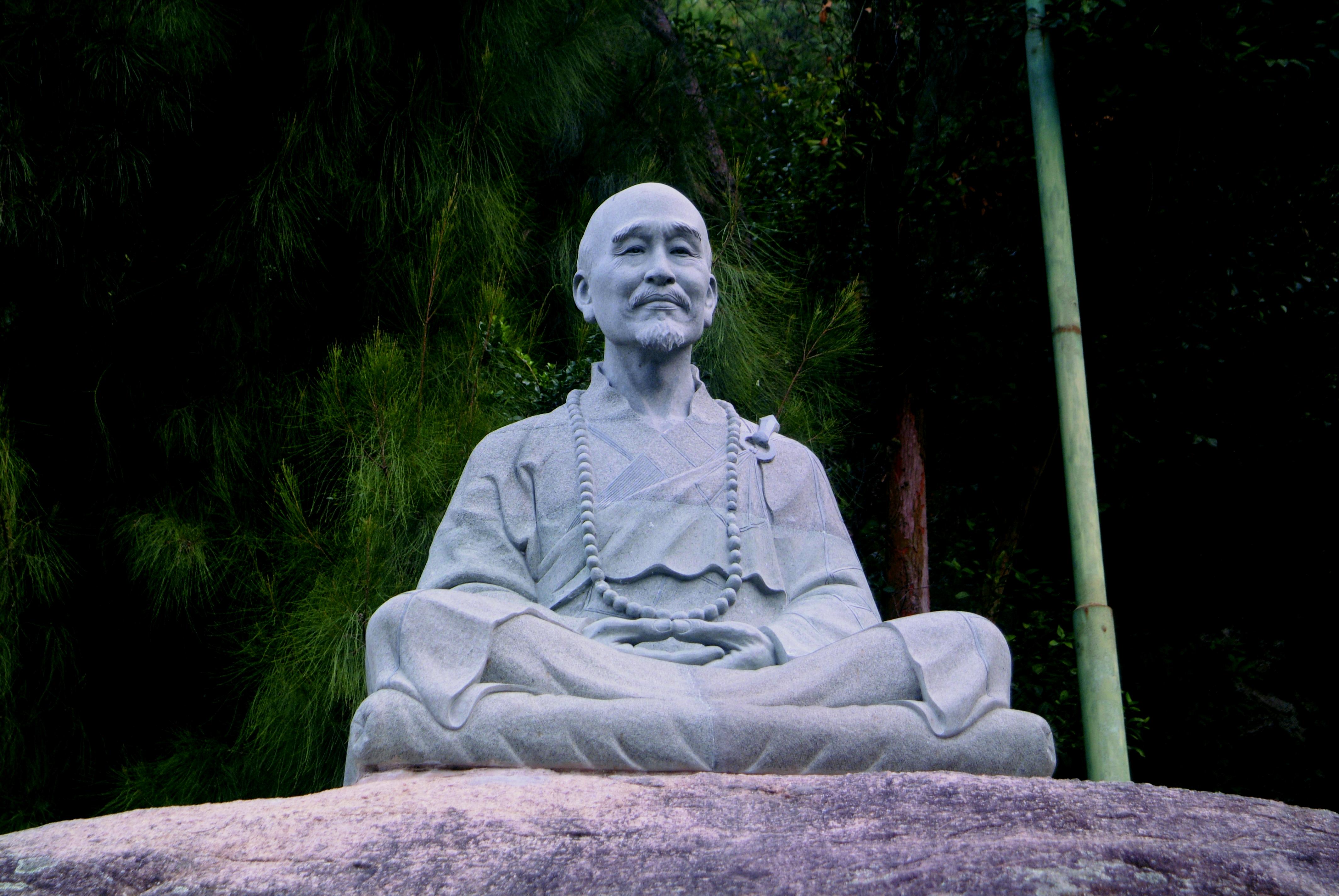 瞻仰弘一法师纪念馆